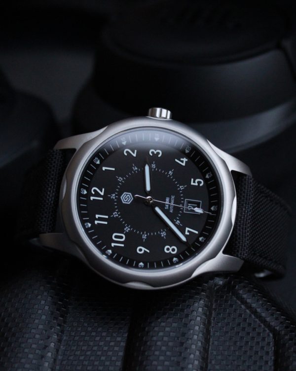 20230826_155023311_iOS Covert Black - Companion